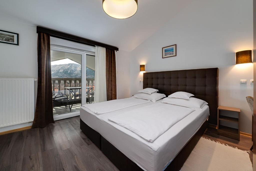 Bed & Breakfast Dosen III Baška Екстериор снимка