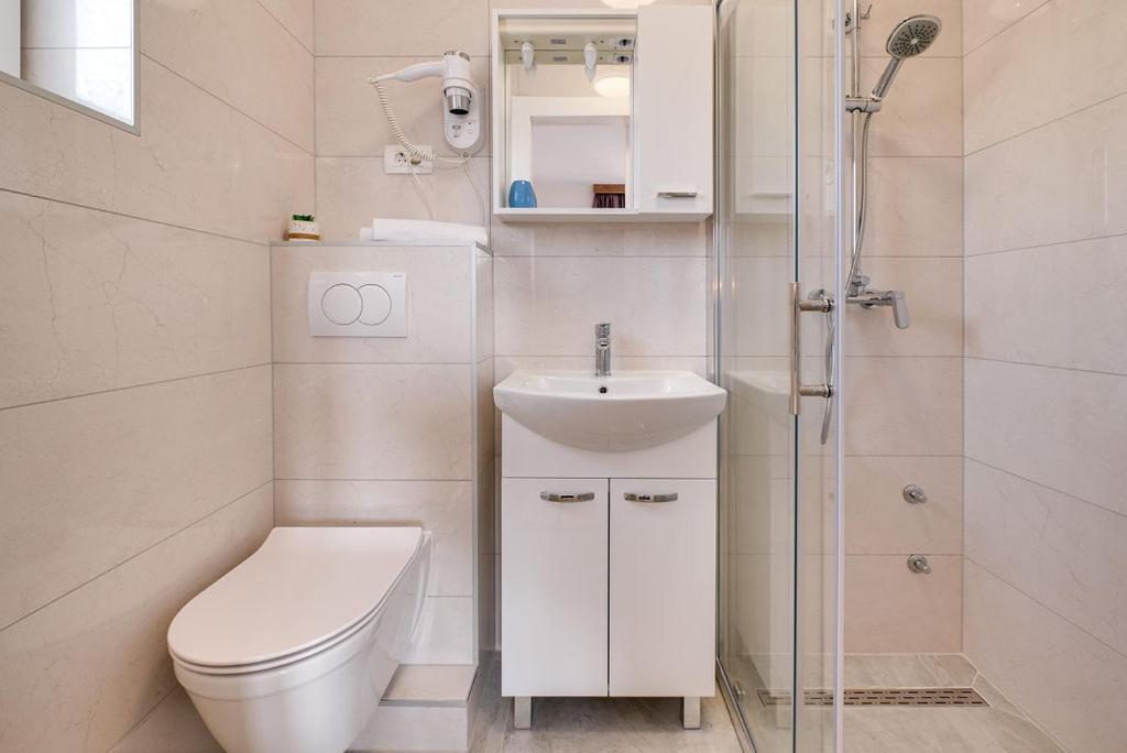 Bed & Breakfast Dosen III Baška Екстериор снимка